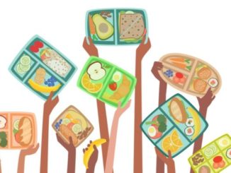 children-hands-holding-up-lunch-boxes-with-healthy-lunches-food-vector-id1189614707-1-678×381 (1)
